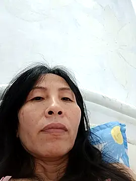 Snapshot of Hana_67 chatting on 16, 11, 2025 Hana 67 online show from 16, 11, 2025