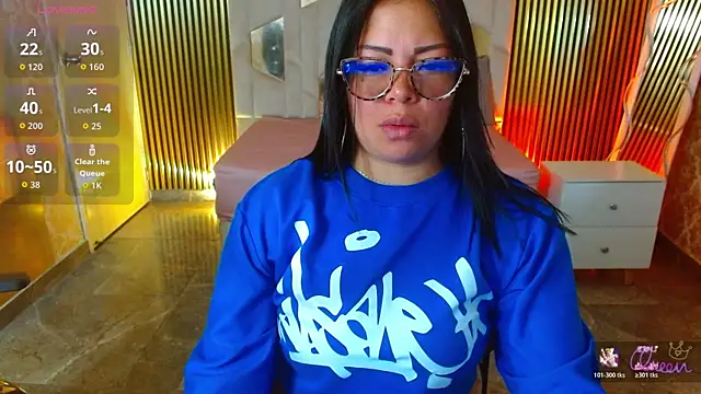 martinna tay online show from 22, 4, 2026