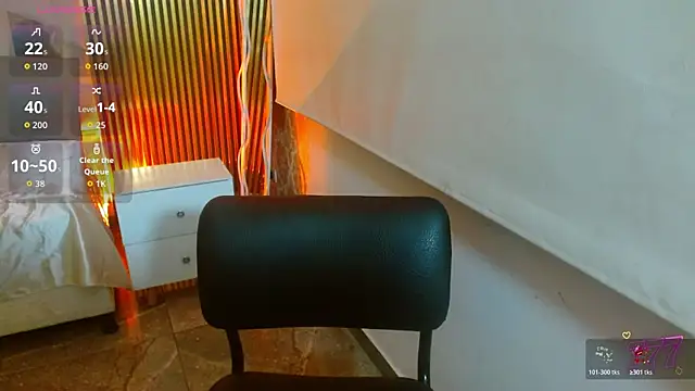 Snapshot of martinna_tay chatting on 10, 7, 2026 martinna tay online show from 10, 7, 2026