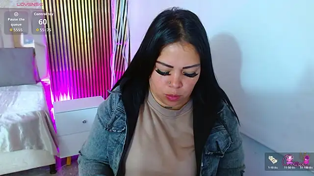 martinna tay online show from 4, 6, 2026