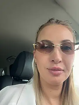 LilouKat online show from 4, 5, 2026