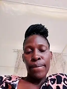 LOVELY-2BERRY online show from 14, 2, 2026