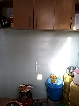 LOVELY-2BERRY online show from 13, 1, 2026