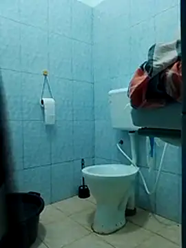 LOVELY-2BERRY online show from 8, 1, 2026