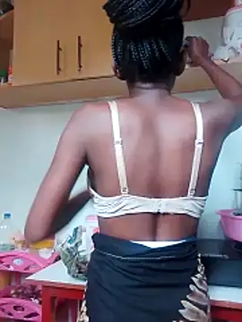 LOVELY-2BERRY online show from 19, 3, 2026