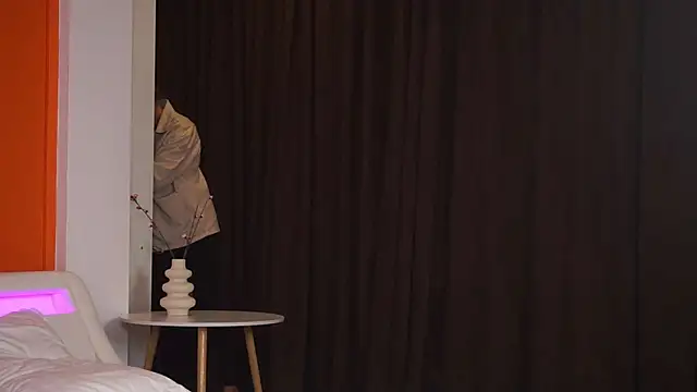 LovingBlondie online show from 28, 2, 2026