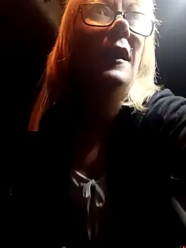 Timide girl2 online show from 10, 10, 2025