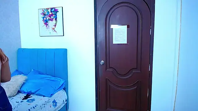 Snapshot of littleflower4you chatting on 9, 9, 2025 littleflower4you online show from 9, 9, 2025