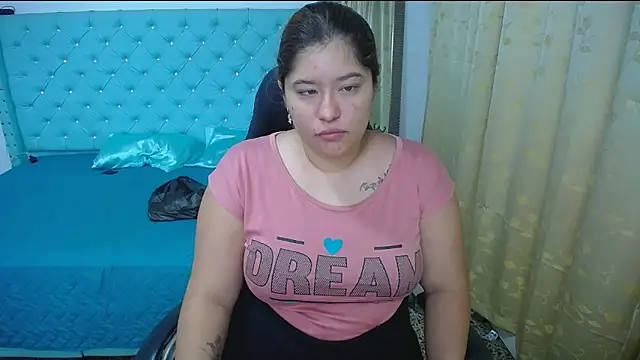Snapshot of littleflower4you chatting on 26, 9, 2025 littleflower4you online show from 26, 9, 2025