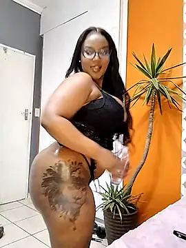 Spotty Coochie online show from 1, 11, 2025