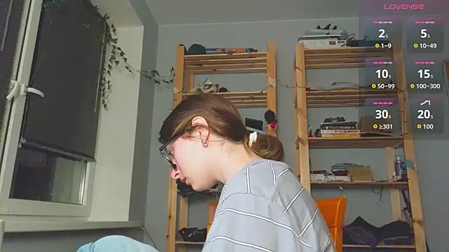 Snapshot of monlight__dana chatting on 14, 11, 2025 monlight dana online show from 14, 11, 2025