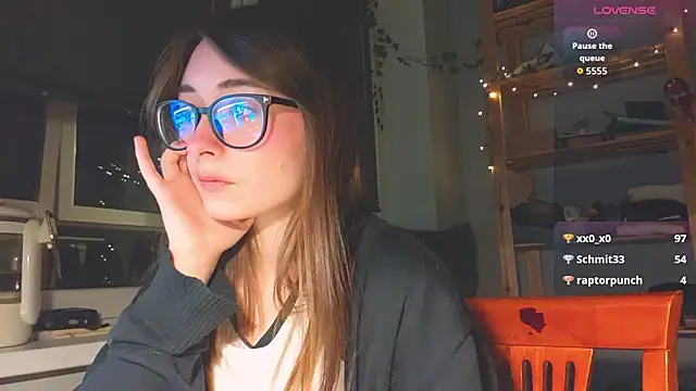 monlight  dana online show from 15, 2, 2026