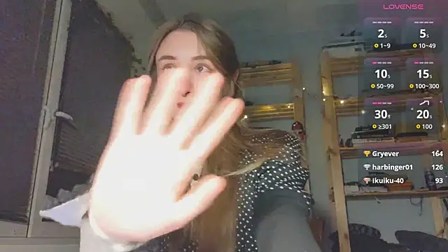 Snapshot of monlight__dana chatting on 13, 12, 2025 monlight dana online show from 13, 12, 2025