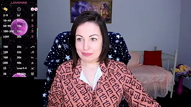Emily Midlton online show from 3, 3, 2025