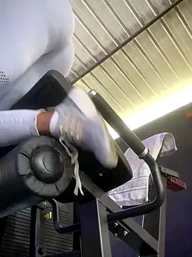 Berry Bans online show from 21, 11, 2025