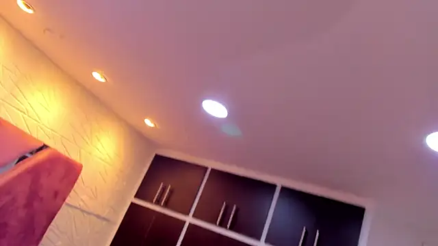 Charlotte Ice1 online show from 29, 10, 2025