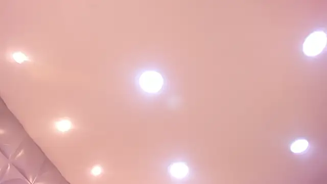 Charlotte Ice1 online show from 18, 4, 2026