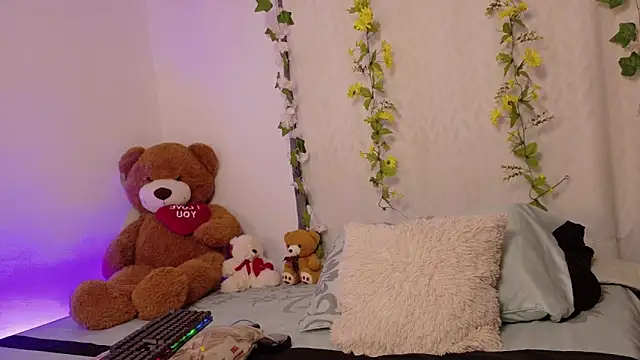 Snapshot of cattaleya1476 chatting on 17, 11, 2025 cattaleya1476 online show from 17, 11, 2025