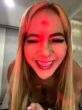 LARIANA RIVERA23 online show from 19, 11, 2025