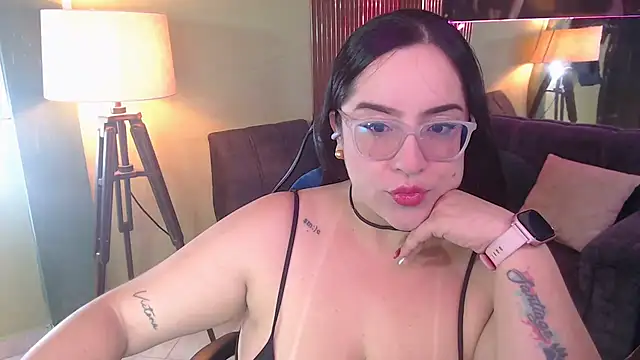 Sofiia davis23 online show from 7, 1, 2026