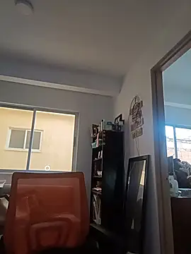 Alex flair online show from 24, 10, 2025