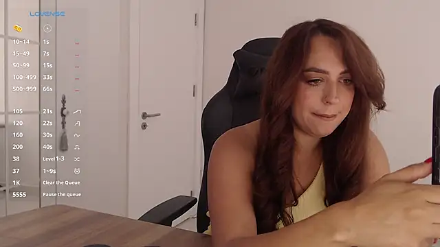  Just a queen 3 online show from 17, 6, 2026