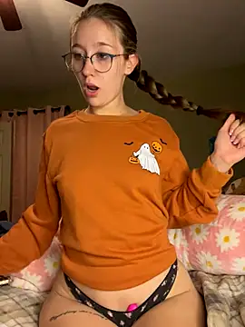 Snapshot of sage__marie chatting on 19, 9, 2025 sage marie online show from 19, 9, 2025