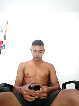 Demiansteven2 online show from 10, 10, 2025