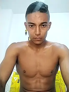 Demiansteven2 online show from 28, 2, 2025