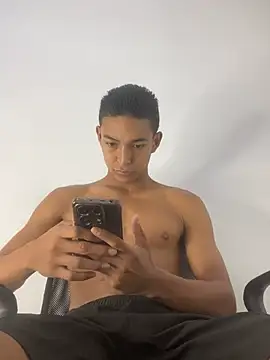 Demiansteven2 online show from 4, 2, 2026