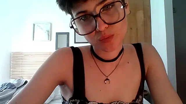 sarah perfect online show from 1, 3, 2026