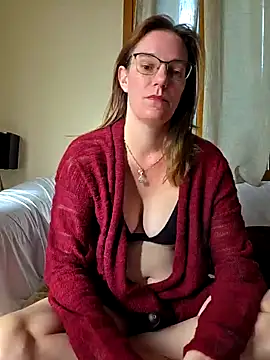 SpiceLea online show from 24, 9, 2025