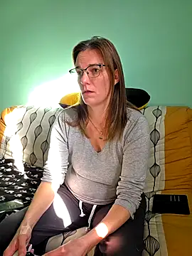 SpiceLea online show from 23, 10, 2025