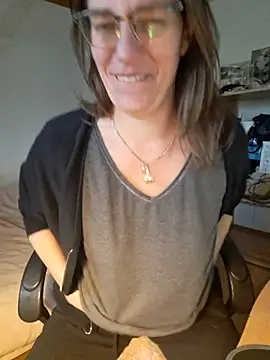 SpiceLea online show from 21, 2, 2025