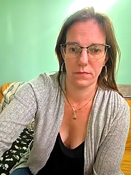 SpiceLea online show from 10, 11, 2025