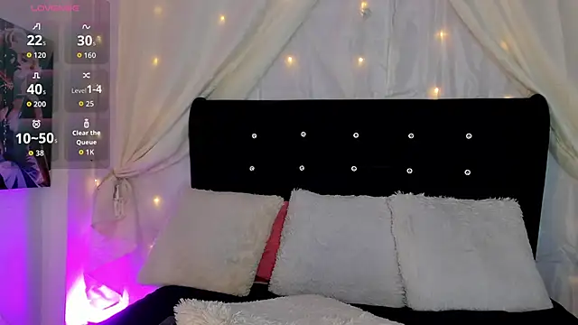 Laurablue online show from 18, 11, 2025