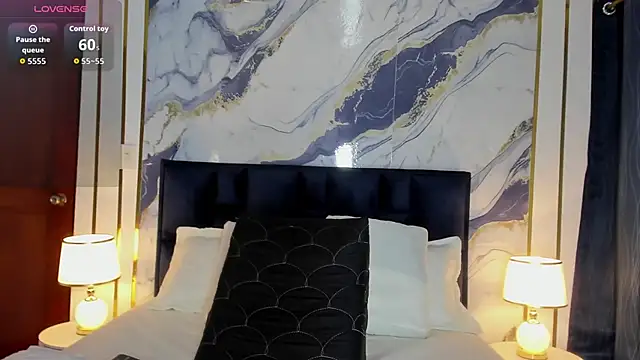 Laurablue online show from 17, 1, 2026