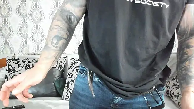 Snapshot of Jonmusclemaster chatting on 16, 2, 2025 Jonmusclemaster online show from 16, 2, 2025