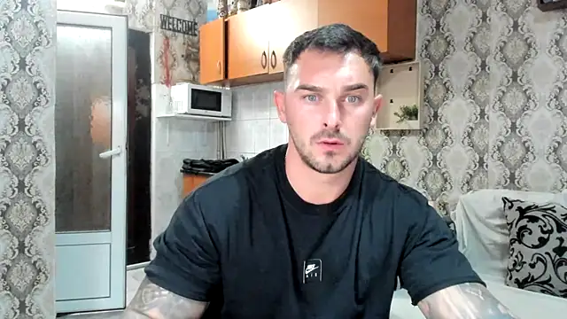 Snapshot of Jonmusclemaster chatting on 10, 9, 2025 Jonmusclemaster online show from 10, 9, 2025