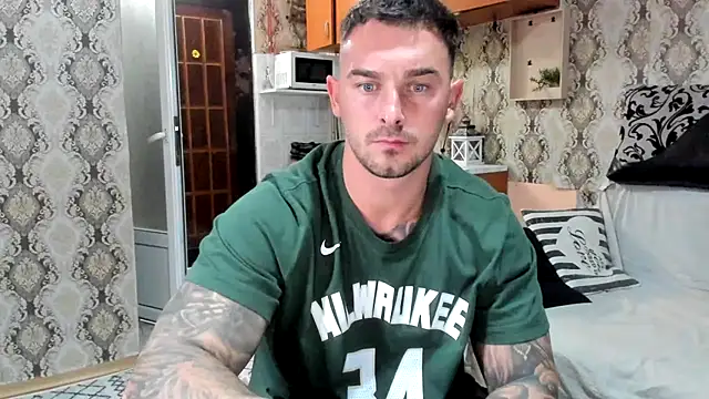 Snapshot of Jonmusclemaster chatting on 22, 9, 2025 Jonmusclemaster online show from 22, 9, 2025