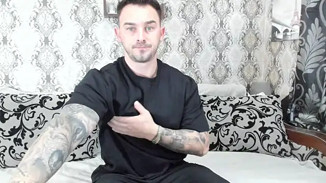 Snapshot of Jonmusclemaster chatting on 23, 1, 2025 Jonmusclemaster online show from 23, 1, 2025