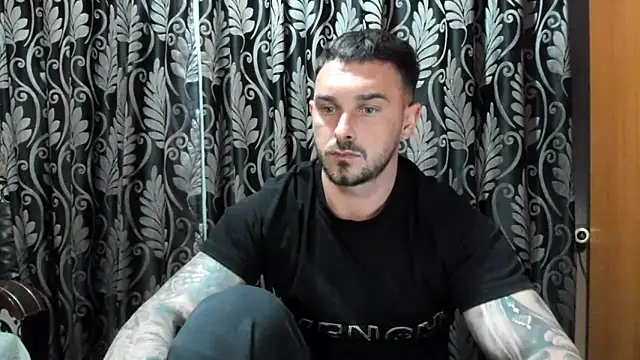 Snapshot of Jonmusclemaster chatting on 29, 4, 2026 Jonmusclemaster online show from 29, 4, 2026