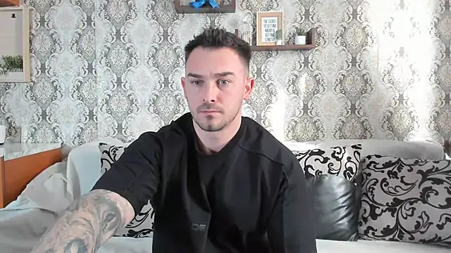 Snapshot of Jonmusclemaster chatting on 21, 1, 2025 Jonmusclemaster online show from 21, 1, 2025