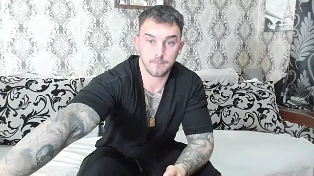 Snapshot of Jonmusclemaster chatting on 24, 1, 2025 Jonmusclemaster online show from 24, 1, 2025