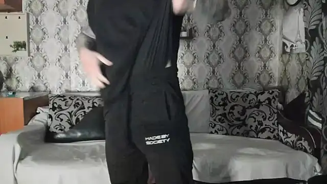 Snapshot of Jonmusclemaster chatting on 25, 2, 2025 Jonmusclemaster online show from 25, 2, 2025