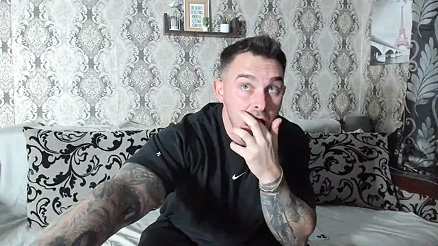 Snapshot of Jonmusclemaster chatting on 20, 1, 2025 Jonmusclemaster online show from 20, 1, 2025