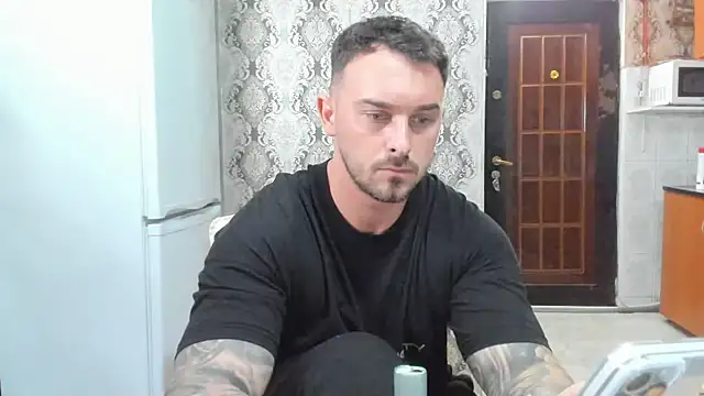 Snapshot of Jonmusclemaster chatting on 10, 5, 2026 Jonmusclemaster online show from 10, 5, 2026