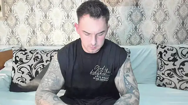 Snapshot of Jonmusclemaster chatting on 24, 2, 2025 Jonmusclemaster online show from 24, 2, 2025