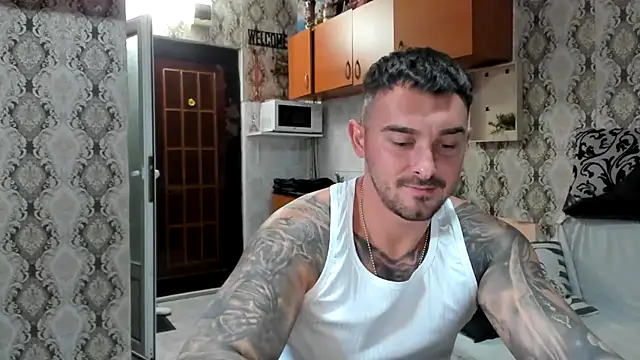 Snapshot of Jonmusclemaster chatting on 25, 9, 2025 Jonmusclemaster online show from 25, 9, 2025