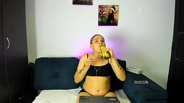 AndreaAndKarina online show from 30, 10, 2025